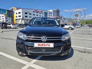 2011 Volkswagen Touareg II, чёрный, 1900000 рублей, вид 3