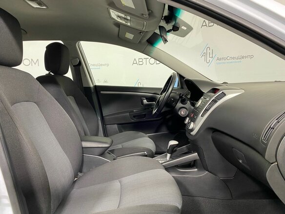 2011 Kia Ceed I Рестайлинг, белый, 794700 рублей - вид 9