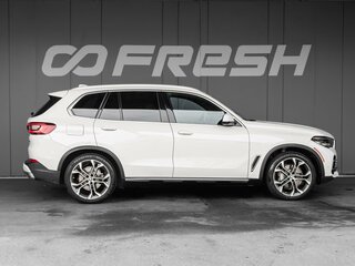 2021 BMW X5 40i IV (G05/G18), белый, 5750000 рублей, вид 5