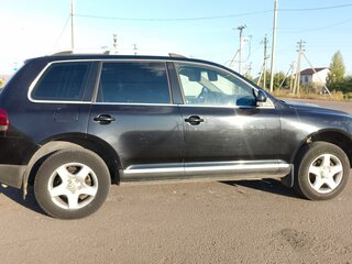 2005 Volkswagen Touareg I, чёрный, 545000 рублей, вид 3