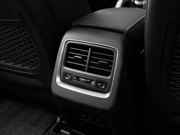 2024 Geely Atlas Pro, чёрный, 2140000 рублей - вид 10