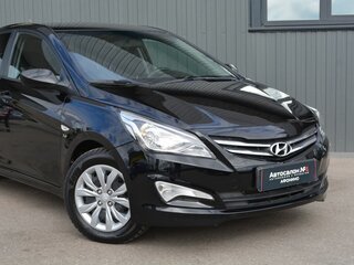 2015 Hyundai Solaris I Рестайлинг, чёрный, 949888 рублей, вид 5