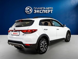2019 Kia Rio X-Line IV, белый, 1400000 рублей, вид 4