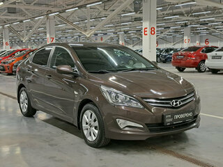 2016 Hyundai Solaris I Рестайлинг, коричневый, 1128000 рублей, вид 3