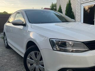 2013 Volkswagen Jetta VI, белый, 965000 рублей, вид 2
