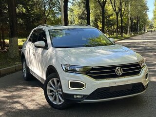 2023 Volkswagen T-Roc I (China Market), белый, 1475000 рублей, вид 3