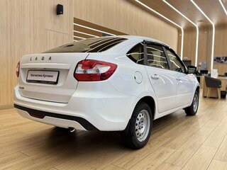 2026 Lada (ВАЗ) Granta I Рестайлинг, белый, 1098000 рублей, вид 5