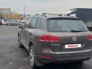 2014 Volkswagen Touareg II, коричневый, 2700000 рублей, вид 4