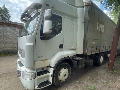 2012 Renault Premium, белый, 1400000 рублей, вид 2