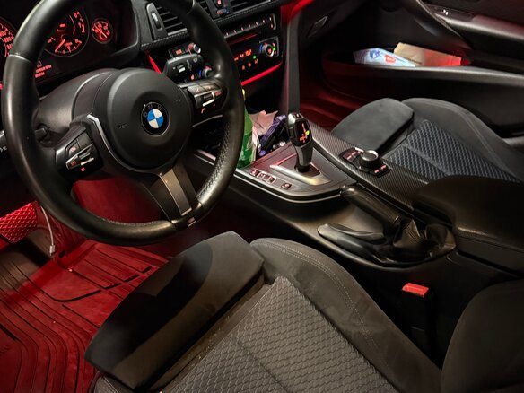 2016 BMW 3 серии 320i xDrive VI (F3x) Рестайлинг, белый, 1700000 рублей - вид 10