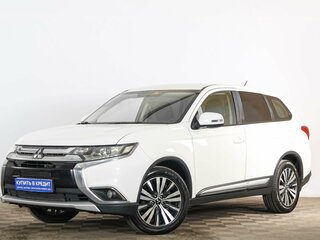 2016 Mitsubishi Outlander III Рестайлинг 2, белый, 1869000 рублей, вид 3
