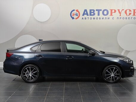 2019 Kia Cerato IV, синий, 1525000 рублей, вид 5