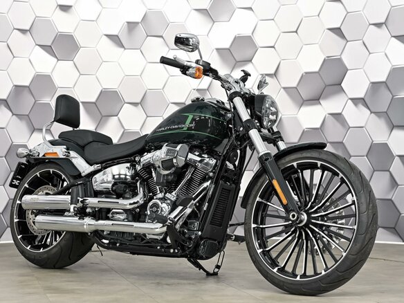 2024 Harley-Davidson Breakout, зелёный, 2899000 рублей