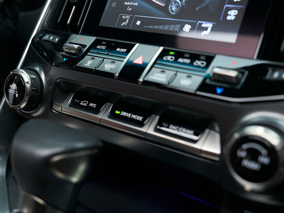 2022 Lexus LX 500d IV, белый, 16000000 рублей - вид 26