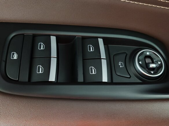 2023 Chery Tiggo 8 Pro I, чёрный - вид 16