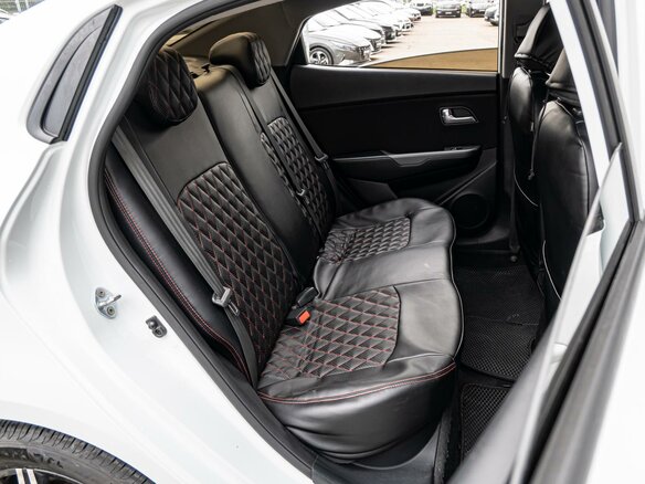 2016 Kia Rio III Рестайлинг, белый, 1220000 рублей - вид 6