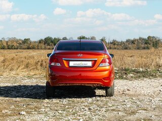 2011 Hyundai Solaris I, красный, 849000 рублей, вид 4