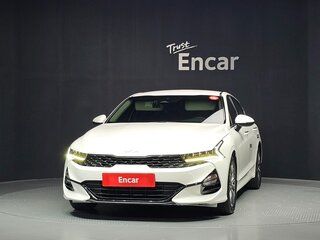 2022 Kia K5 III, белый, 2169000 рублей, вид 2