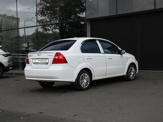 2011 Chevrolet Aveo I Рестайлинг, белый, 620000 рублей, вид 4