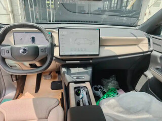 2026 Volvo XC70 III, зелёный, 7000000 рублей, вид 5