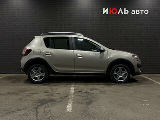 2016 Renault Sandero Stepway II, бежевый, 850000 рублей, вид 4