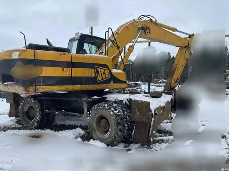 2000 Case CE 1188, золотистый, 2000000 рублей, вид 3