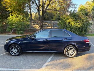 2013 Mercedes-Benz E-Класс 200 IV (W212, S212, C207) Рестайлинг, синий, 1790000 рублей, вид 4