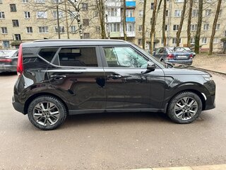 2021 Kia Soul III, коричневый, 1800000 рублей, вид 3
