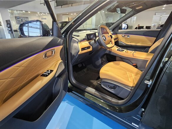 2026 Geely EX5 Гибрид EM-R, зелёный, 3829990 рублей - вид 14
