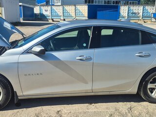 2022 Chevrolet Malibu IX Рестайлинг, серебристый, 1200000 рублей, вид 5