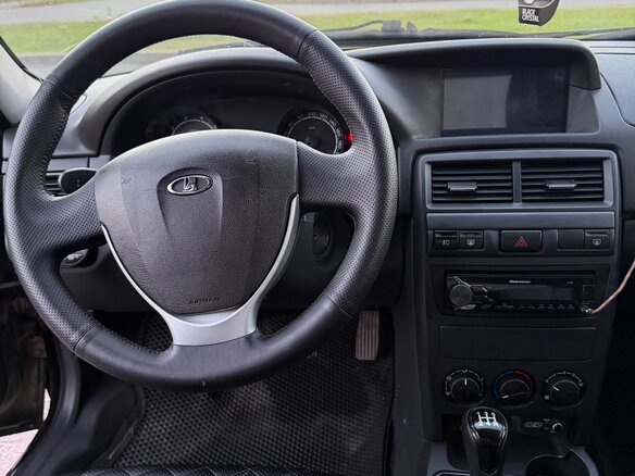 2017 Lada (ВАЗ) Priora I Рестайлинг, чёрный, 455000 рублей - вид 12