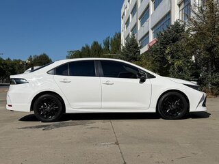 2023 Toyota Corolla XII (E210), белый, 1600000 рублей, вид 4