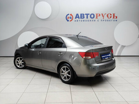 2009 Kia Cerato 5-speed II, серый, 420000 рублей, вид 2