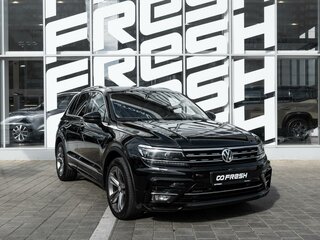 2018 Volkswagen Tiguan II, чёрный, 2730000 рублей, вид 1