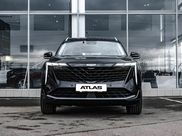 2025 Geely Atlas II, чёрный, 3870990 рублей