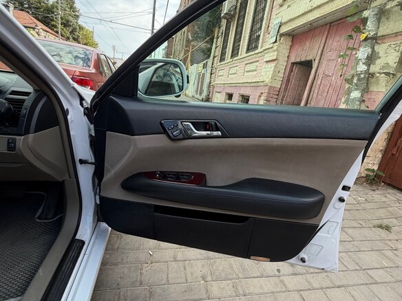 2007 Toyota Mark X I Рестайлинг, белый, 1300000 рублей - вид 12