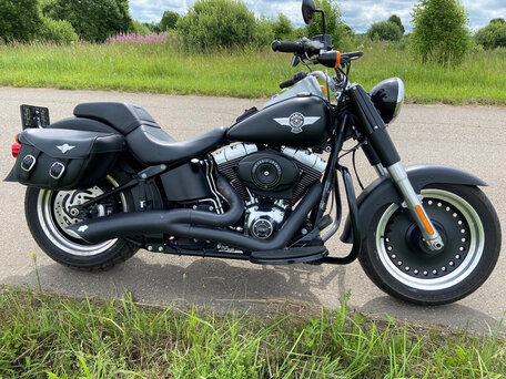 2013 Harley-Davidson Fat Boy, чёрный, 1700000 рублей, вид 2