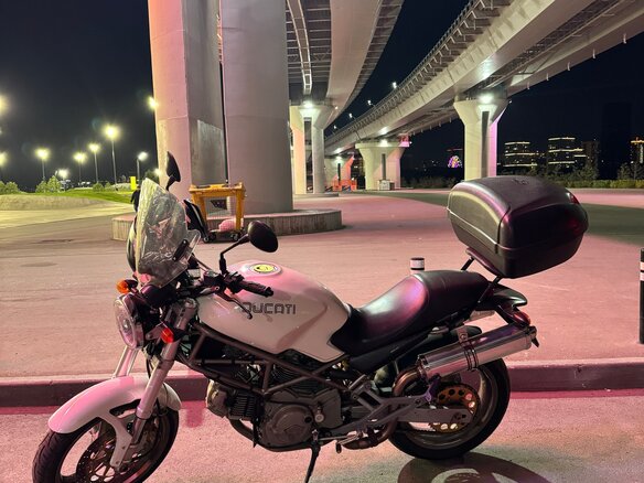 2001 Ducati Monster 400, белый, 250000 рублей - вид 6