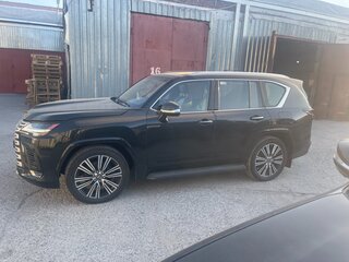 2024 Lexus LX 600 IV, чёрный, 18200000 рублей, вид 3
