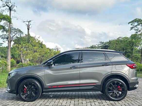 2023 Geely Binyue I Рестайлинг, серый, 1185000 рублей - вид 5