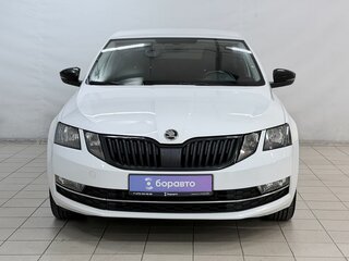 2018 Skoda Octavia III (A7) Рестайлинг, белый, 1650000 рублей, вид 3