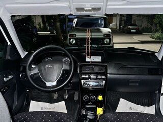 2017 Lada (ВАЗ) Priora I Рестайлинг, белый, 660000 рублей, вид 4