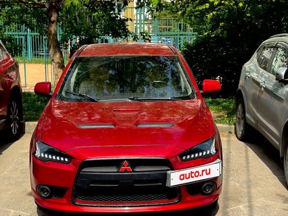 2008 Mitsubishi Lancer X, красный, 599999 рублей - вид 2