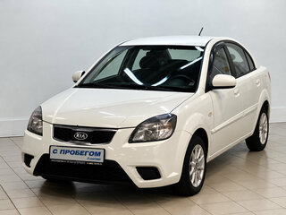 2011 Kia Rio II Рестайлинг, белый, 699000 рублей, вид 1
