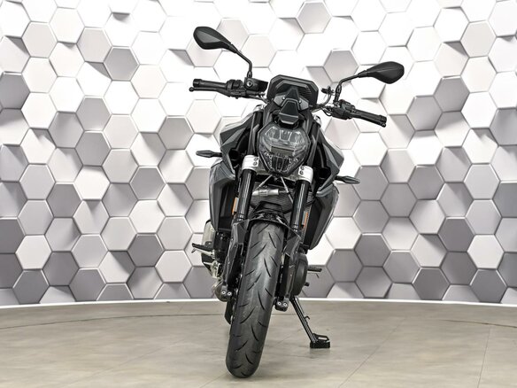 2023 BMW F 900 R, чёрный, 999000 рублей - вид 4