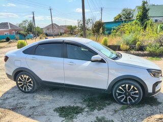 2023 Lada (ВАЗ) Vesta Cross I Рестайлинг (NG), белый, 1400000 рублей, вид 4