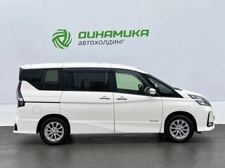 2019 Nissan Serena V (C27) Рестайлинг, белый, 2350000 рублей, вид 4