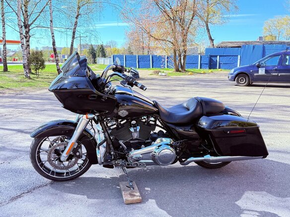 2022 Harley-Davidson Road Glide, чёрный, 1750000 рублей - вид 12