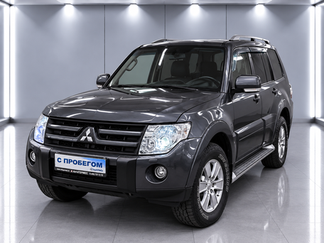 Mitsubishi Pajero IV