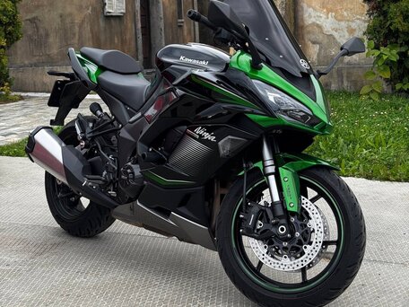 2023 Kawasaki Ninja 1000 SX, чёрный, 1150000 рублей, вид 2